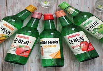 Cách phục vụ rượu Soju và rượu Đào?
